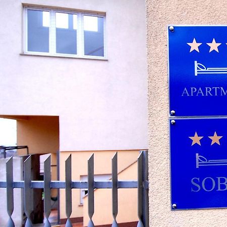 Guesthouse Konti Rijeka Exteriör bild