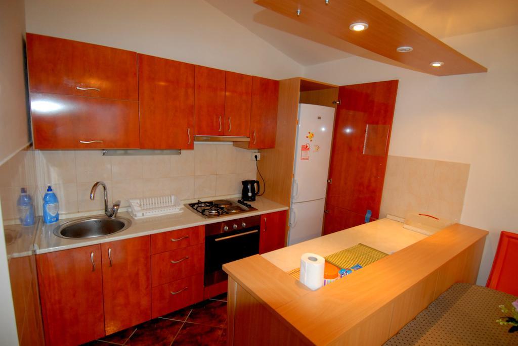 Guesthouse Konti Rijeka Rum bild