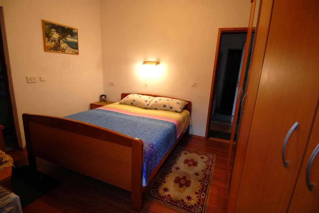 Guesthouse Konti Rijeka Rum bild