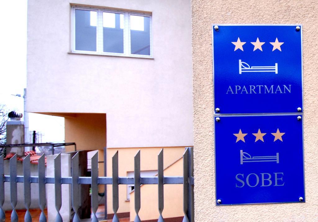 Guesthouse Konti Rijeka Exteriör bild